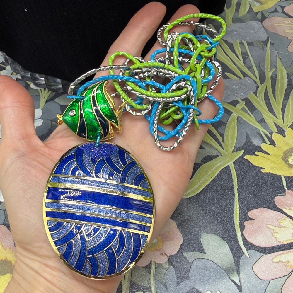 ⭐️Adorned Crown Jewelry assemblage fish blue enamel neon blue green necklace - Picture 3 of 10